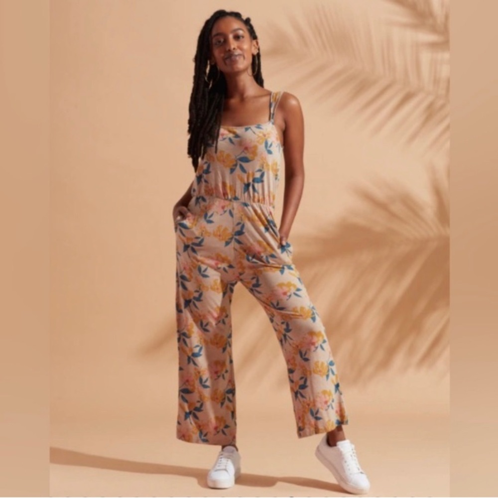 NWT Known Supply Jumpsuit :: Archie jumpsuit :: peach floral :: size S